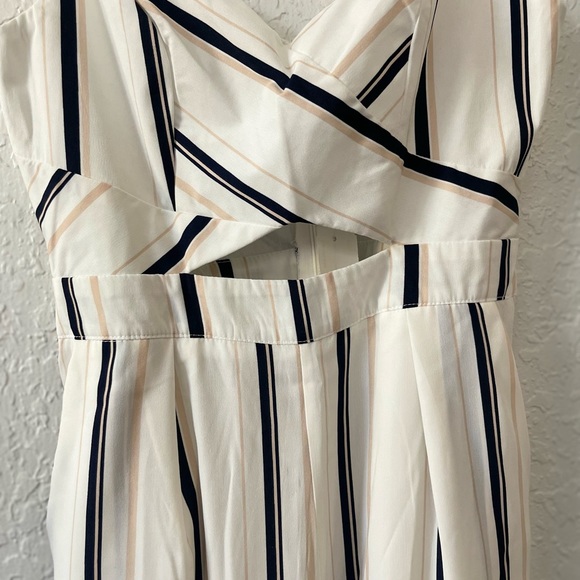 Steps Pinstriped Jumpsuit - Med - Picture 2 of 7